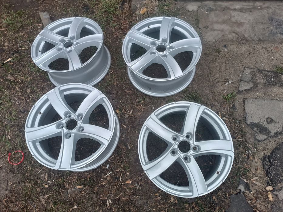 Продам диски р16 5х112