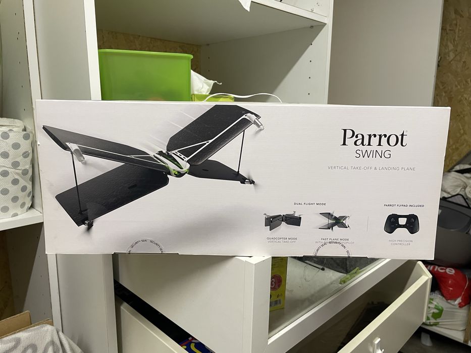 Dron Parrot Swing Nowy