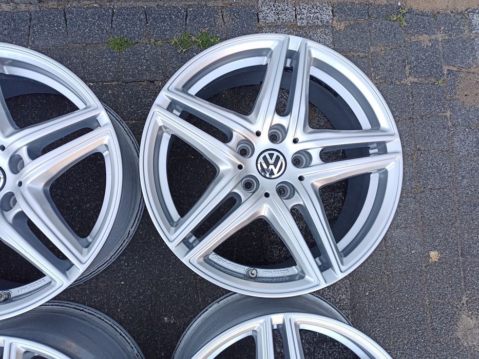 17" VW Tiguan Passat ARTEON Cadd Touran T-Roc Golf Audi A4 Skoda Octav