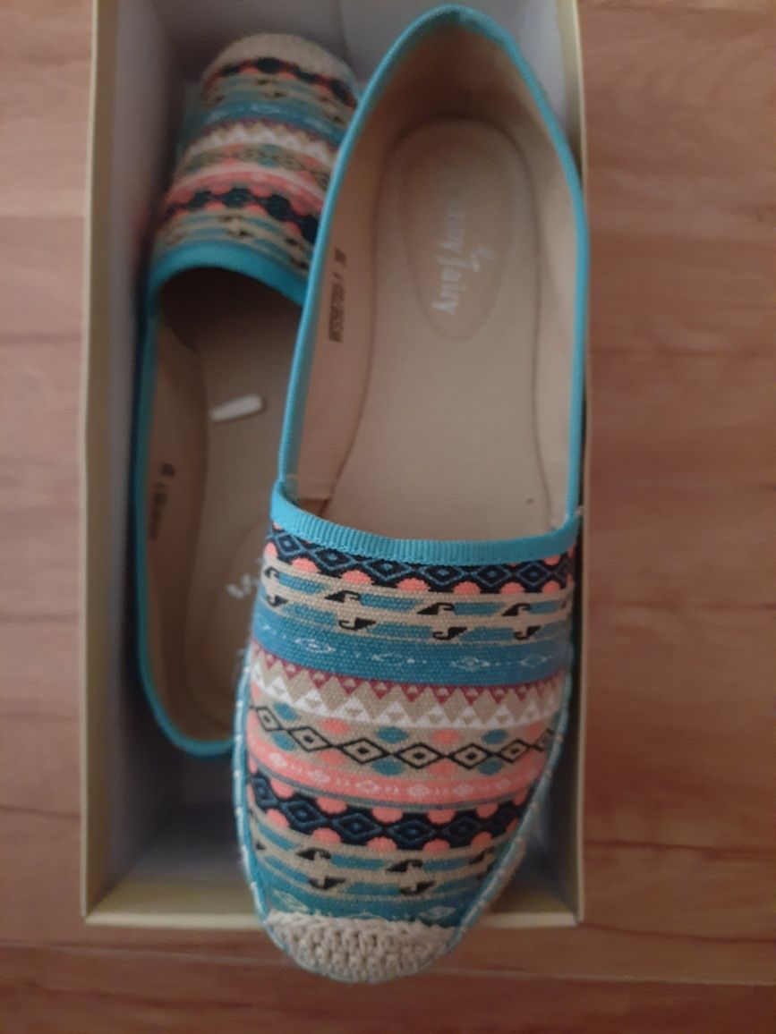 Espadryle damskie.