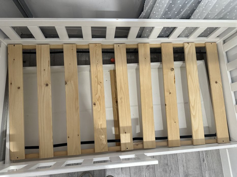 Łóżeczko dziecięce domek szuflada materac biale 160x80