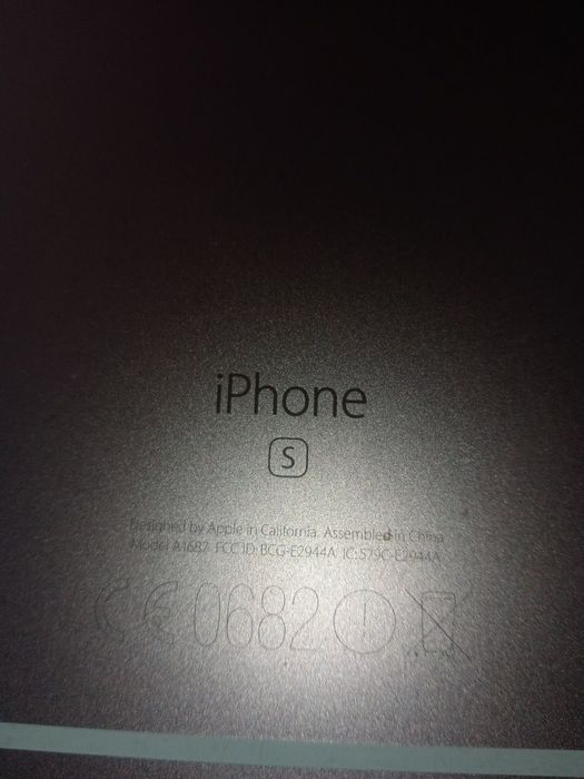 Продам iPhone 6s plus