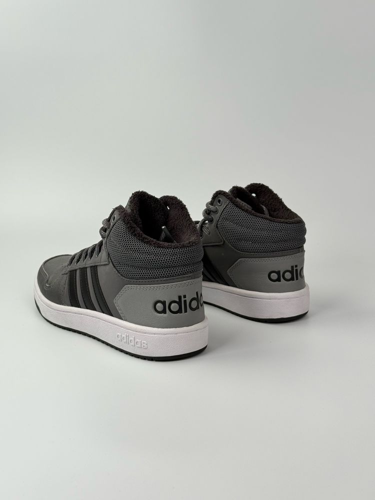 Взуття чоловіче Adidas ,кросівки adidas,