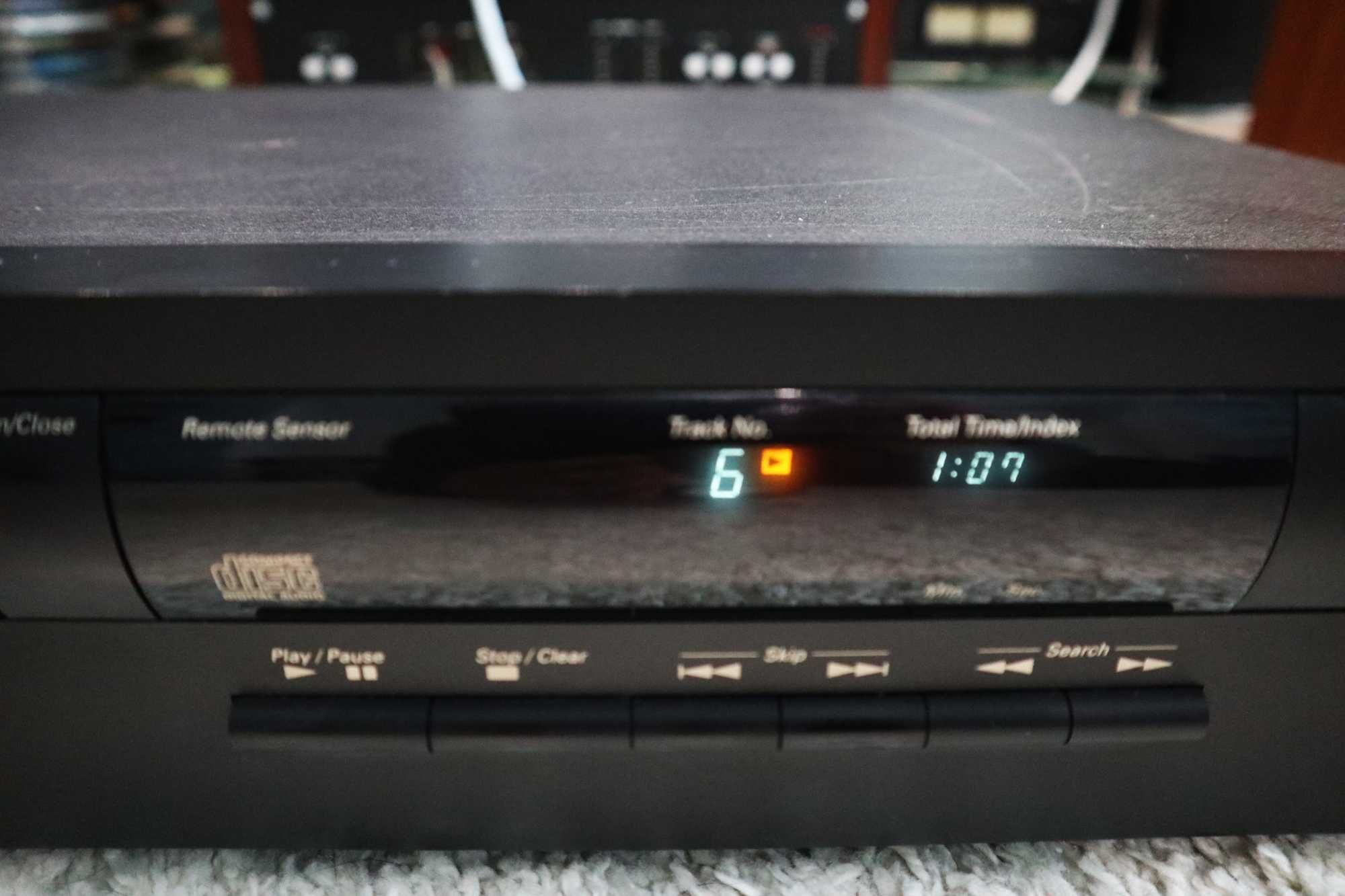 Cd проигрыватель  HARMAN KARDON HD7400  HARMAN KARDON HD7525