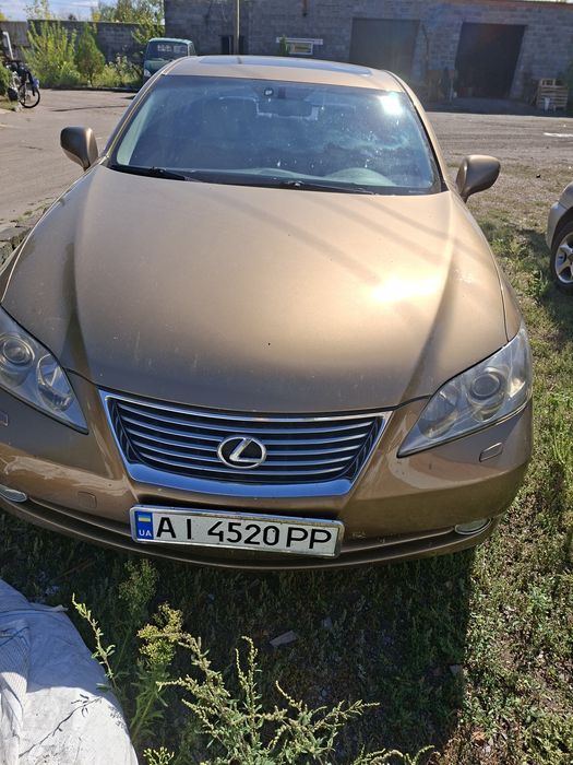 Лексус . ES  350