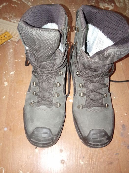 Берцы в отличном состоянии 42