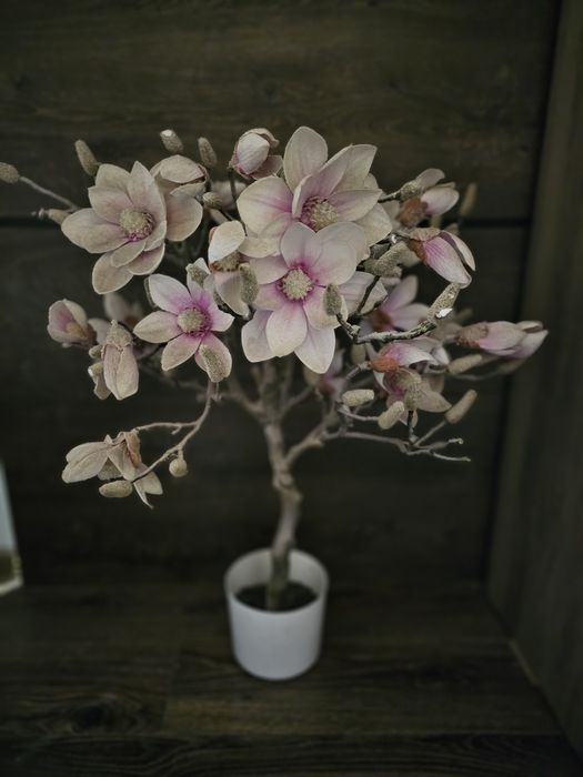 Duży sztuczny kwiat magnolia Home&You