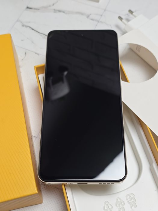 Realme 12+ 8/256 GB , стан нового.