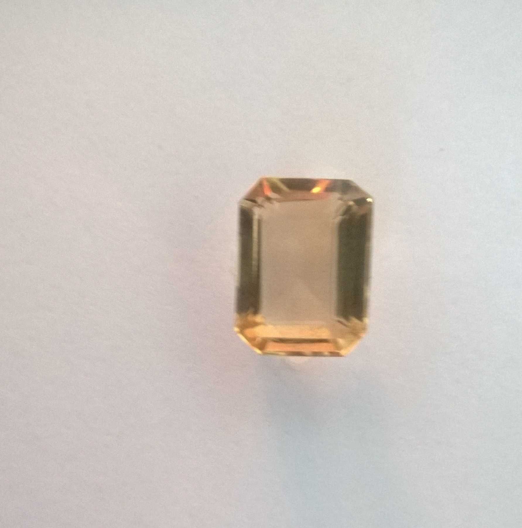 Cytryn  9.3  CT - octagon , 14x10 mm  oczko do pierścionka , zawieszki
