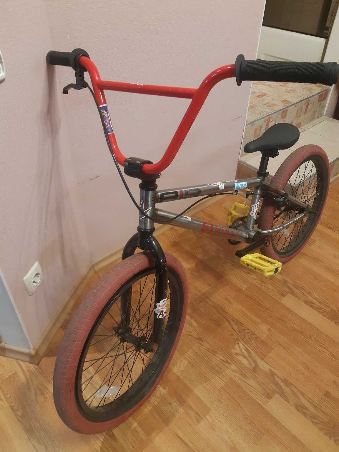 BMX GT  трюковый велосипед