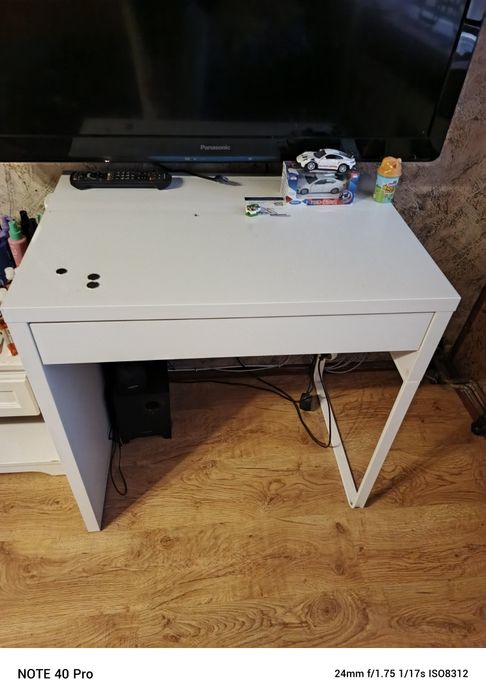 Białe Biurko Ikea