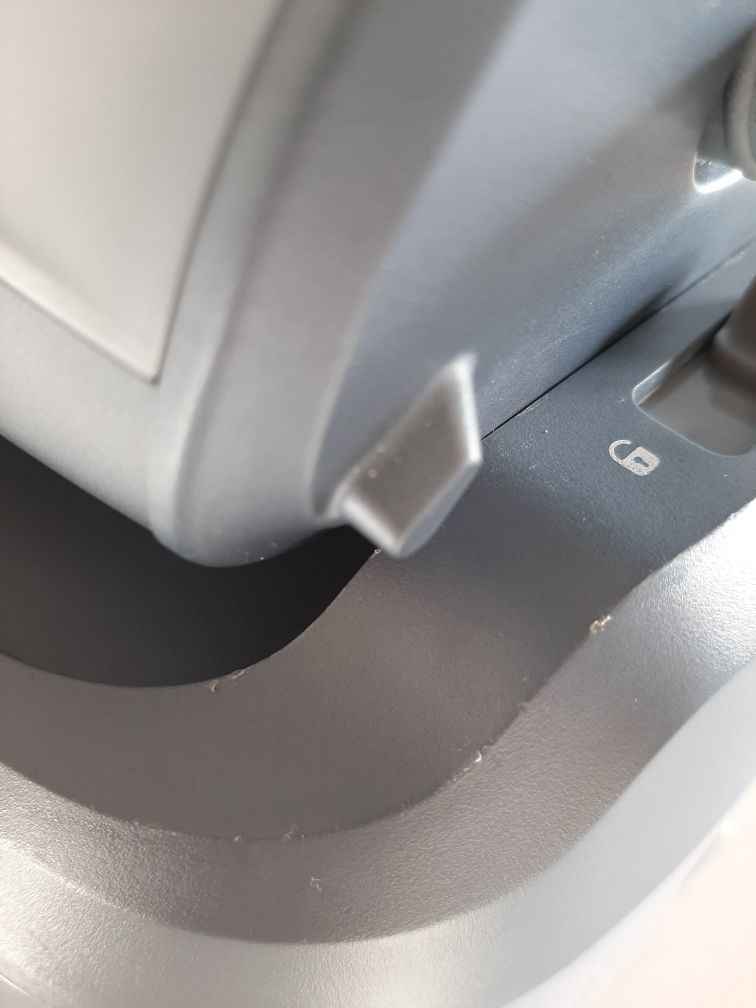 Do negocjacji | Stacja parująca Electrolux Renew 800