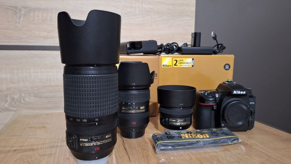 Nikon D7500 z obiektywami