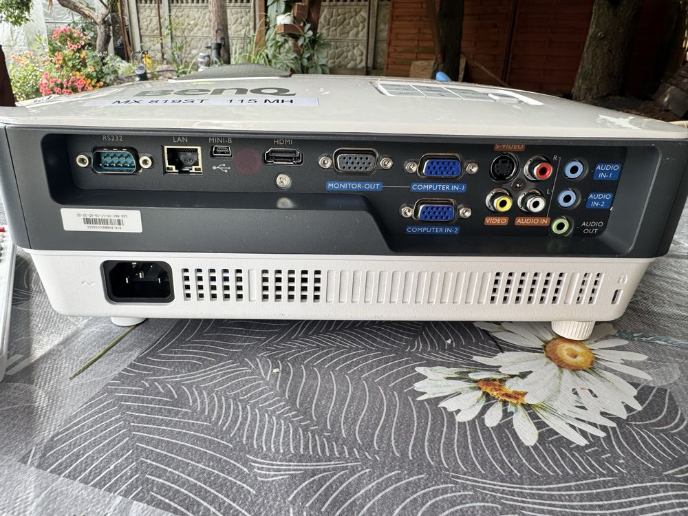 Projektor Benq MX819ST jak nowy