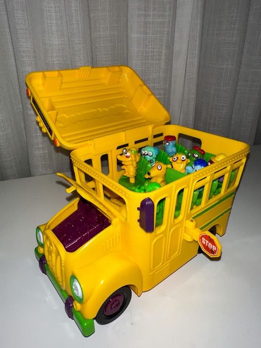 Zomlings Series 5 Crazy School Bus