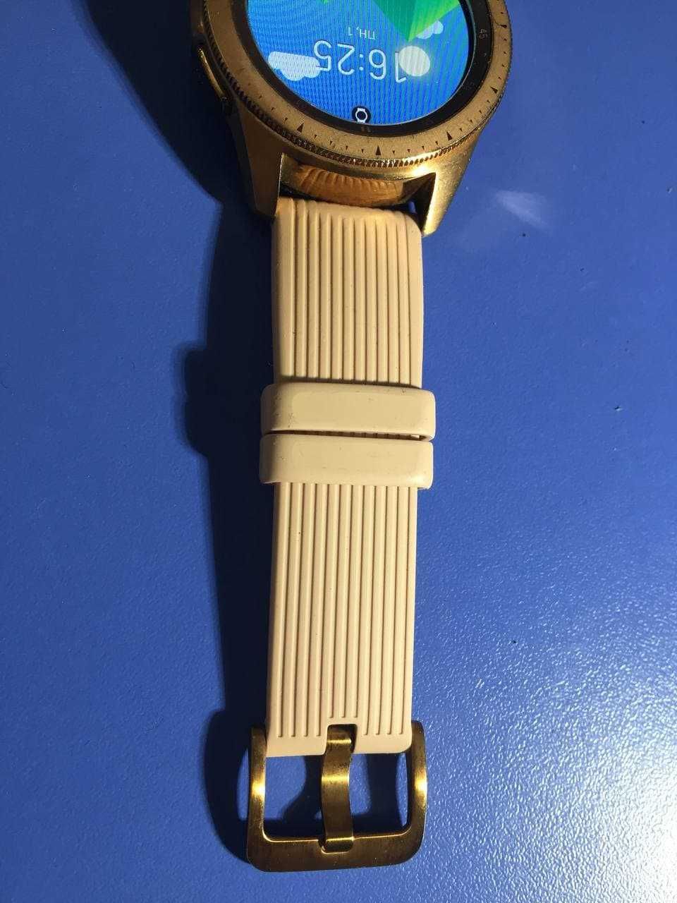 Смарт-часы Samsung Galaxy Watch 42mm Gold (SM-R810NZDASEK)