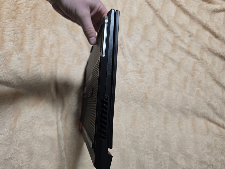 Asus ROG Strix G15 Ryzen 9 5980HX 16GB SSD 512GB RX 6800