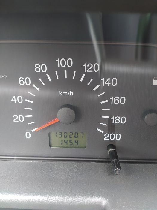 Автомобіль ВАЗ 2110 . 1.6