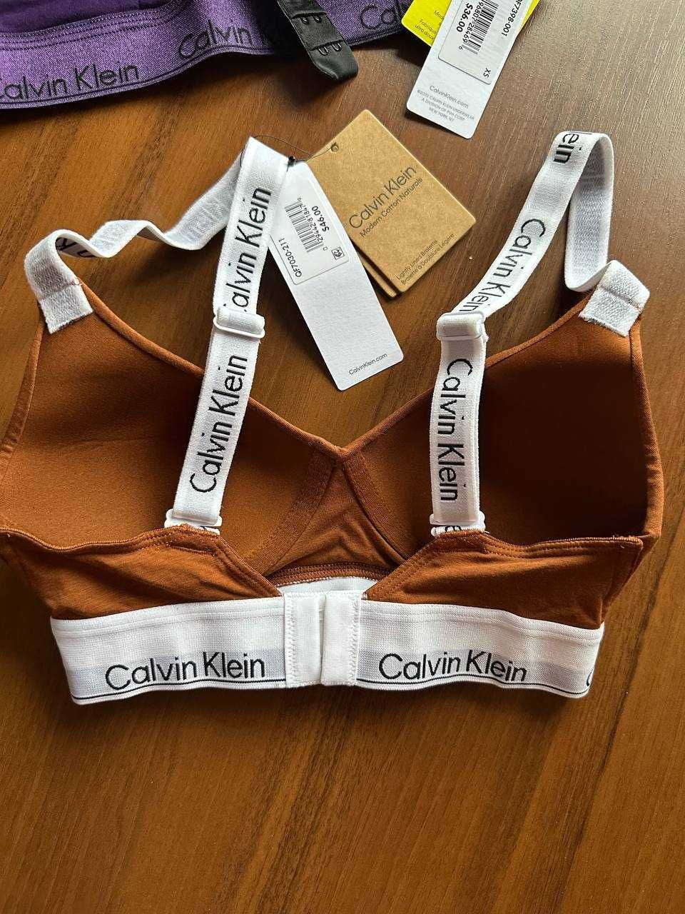 Бюстгалтер Calvin Klein розмір ХС