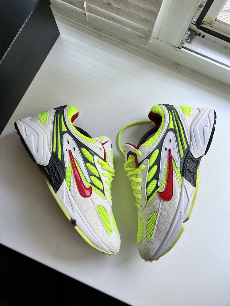 кроссовки сетка Nike Ghost Racer оригинал размер 43 27,5 см