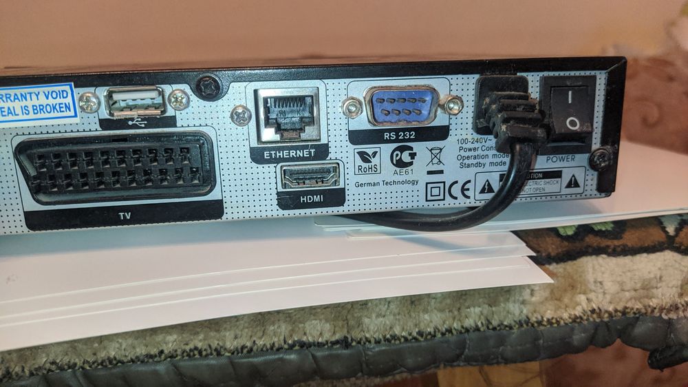 Продаю спутниковый тюнер GI 8120.