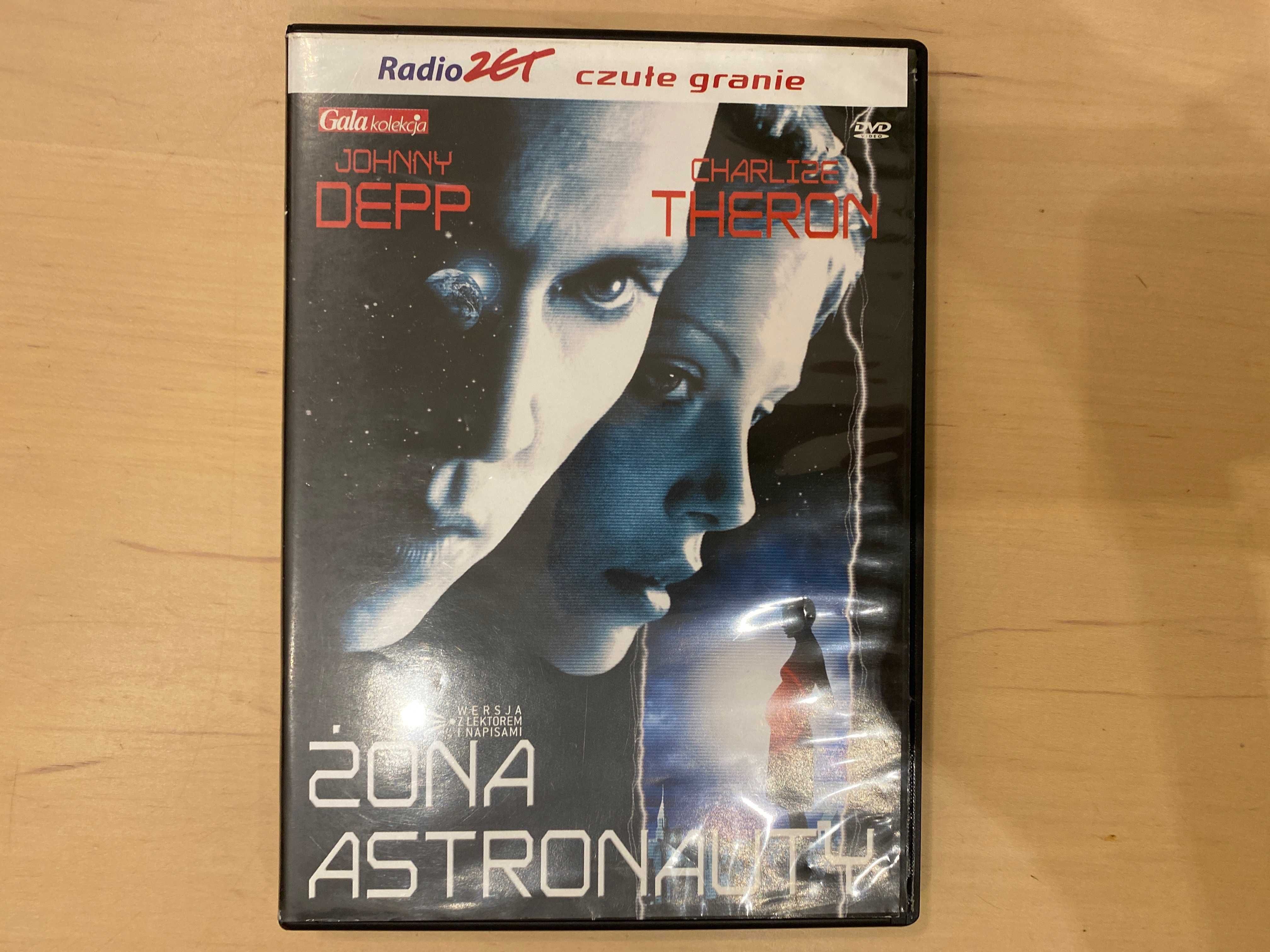 Żona astronauty, Johny Depp i Charlize Theron - film SF na DVD