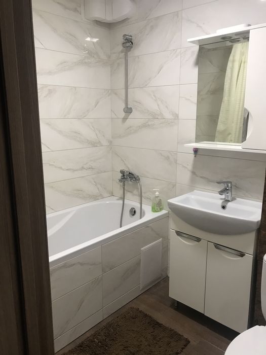 Квартира посуиочно, проспект, центр, документы