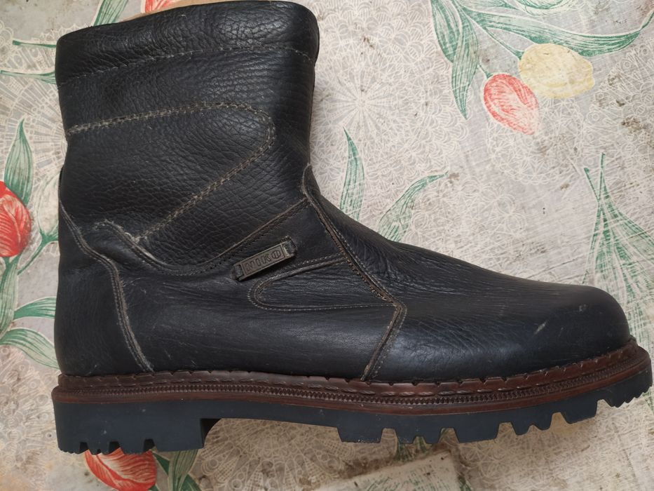 Полусапоги зимние абсолютно новые