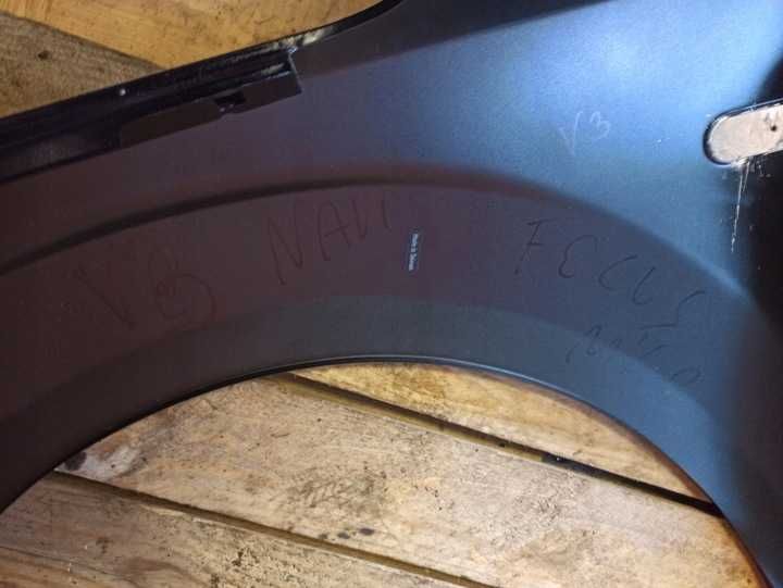 Праве крило на Ford focus 2 2004-2011