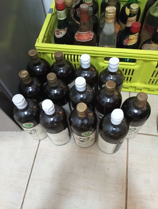 Lote 13 garrafas Mel Doiro