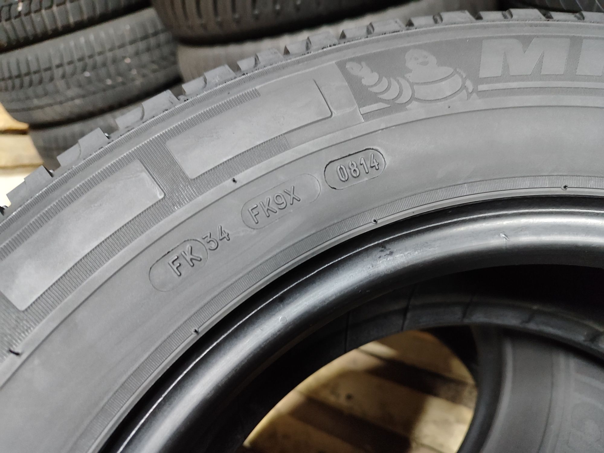 215 70 R15C Michelin Agilis шини б.у Літо пара 2шт 225/70