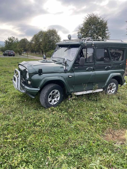 Продам уаз 31512