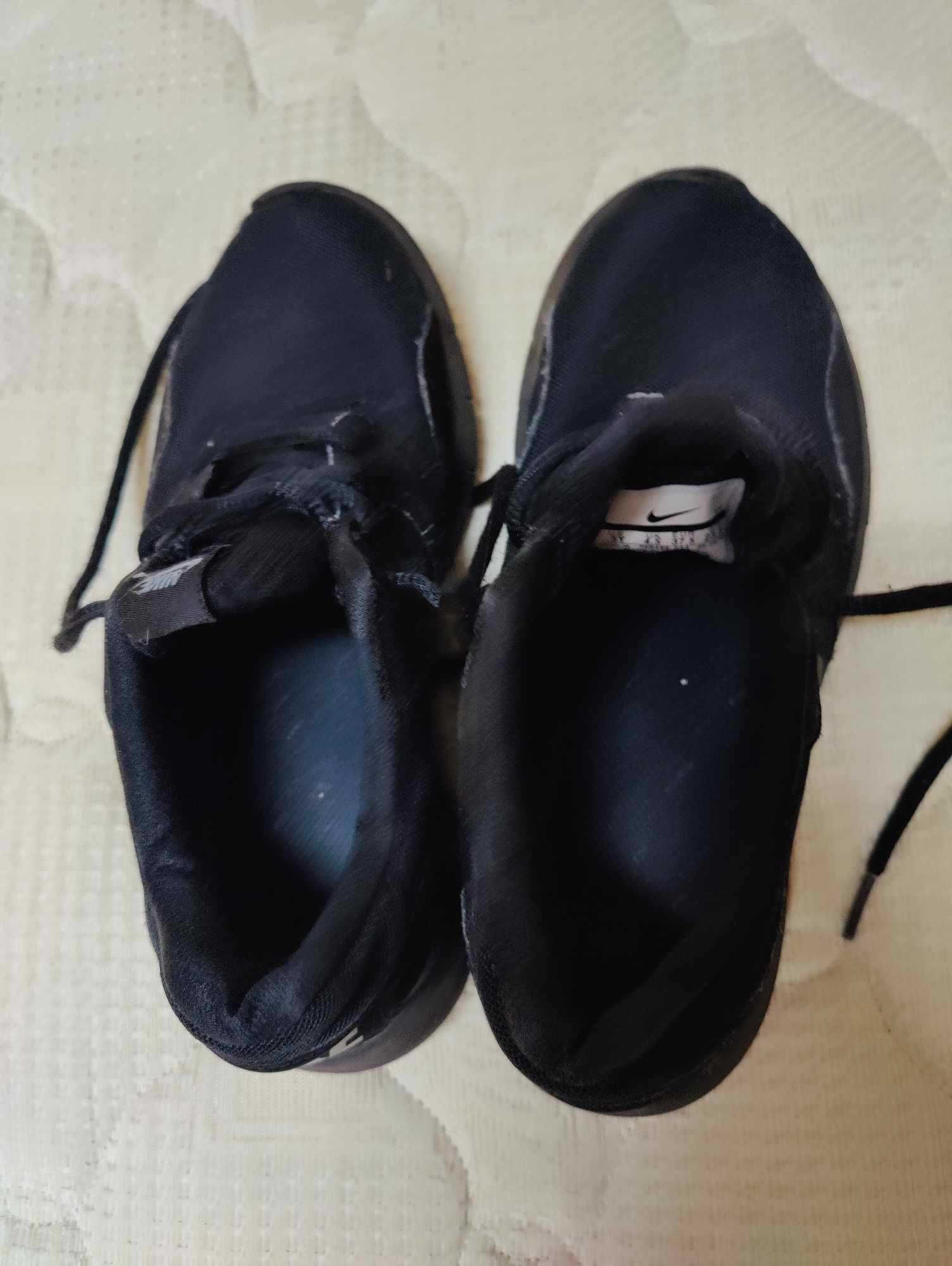 Nike Kaishi GS tam. 37 pretas excelente estado