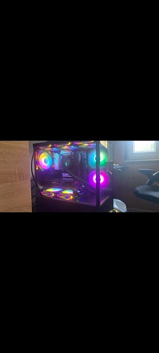 Zestaw komputerowy, RTX 4070 Ti, razen 7 9800. Monitor 240hz