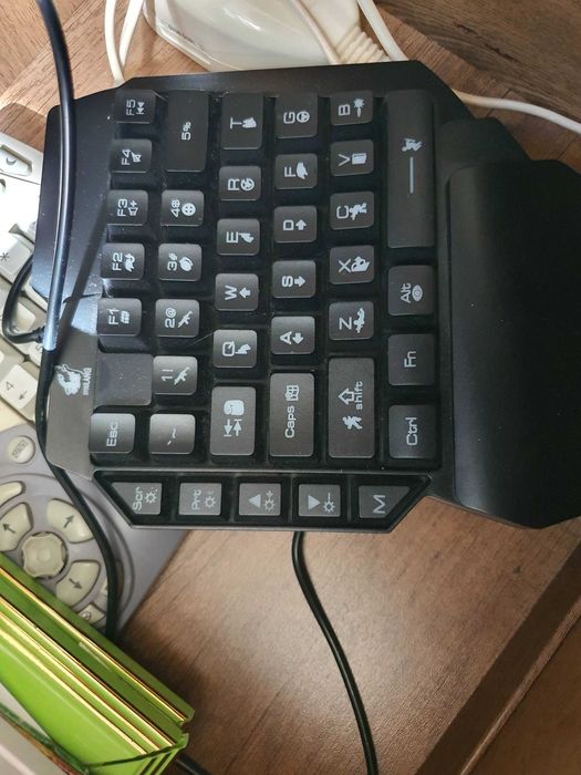 Игровая RGB клавиатура