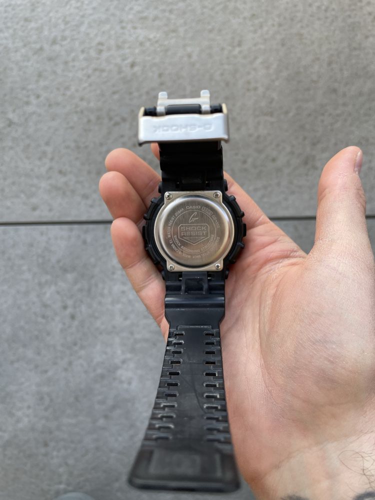 Zegarek Casio G-Shock GD-110 czarny