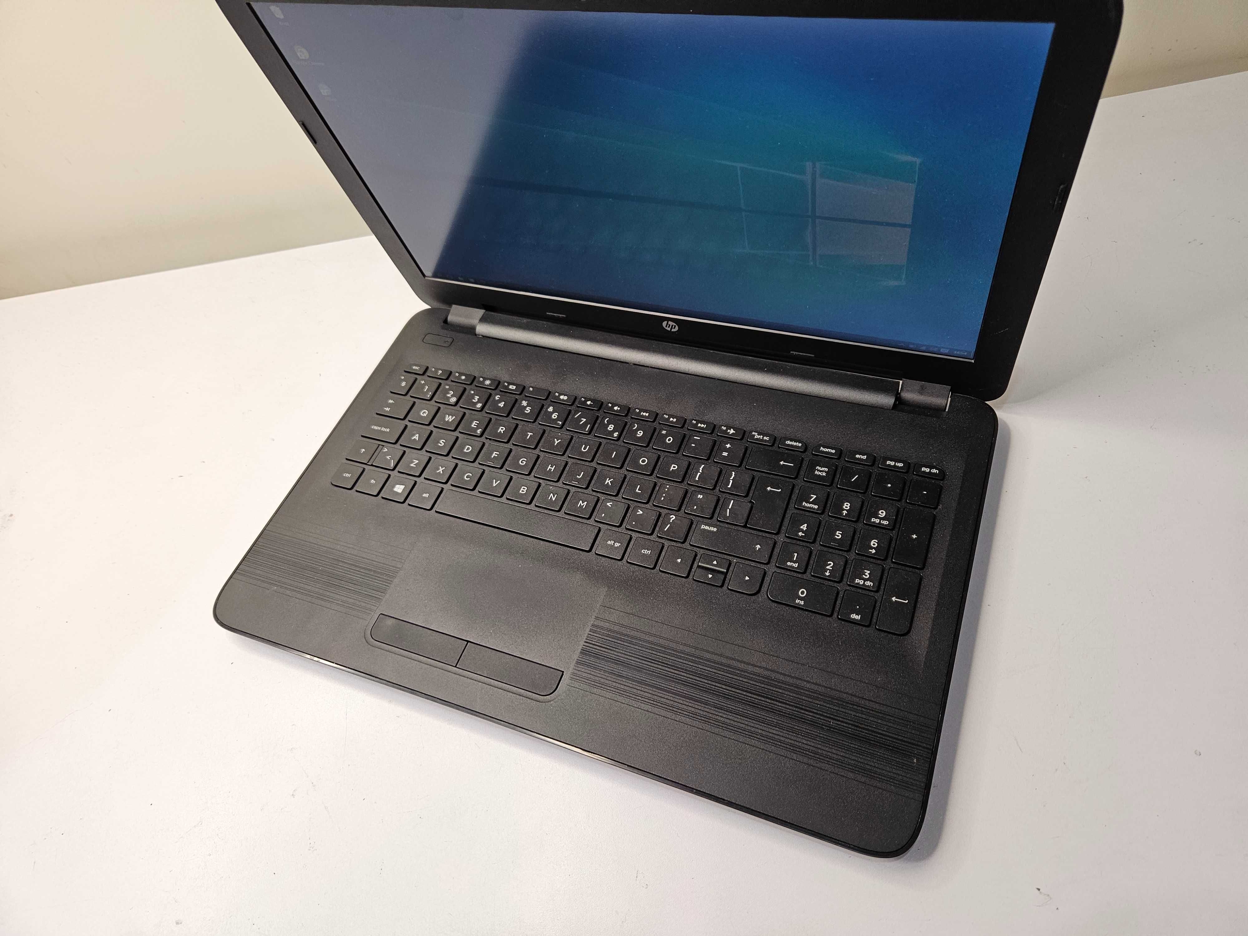Laptop GAMINGOWY HP 15' A8 I7 8x2.50/AMD RADEON 5GB/16gbRAM/ssd/FHD