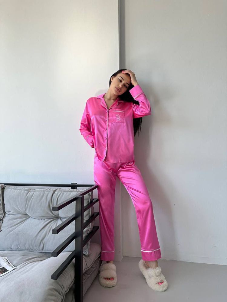 ІДЕАЛЬНИЙ ПОДАРУНОК Victoria’s Secret рожева жіноча піжама ексклюзив