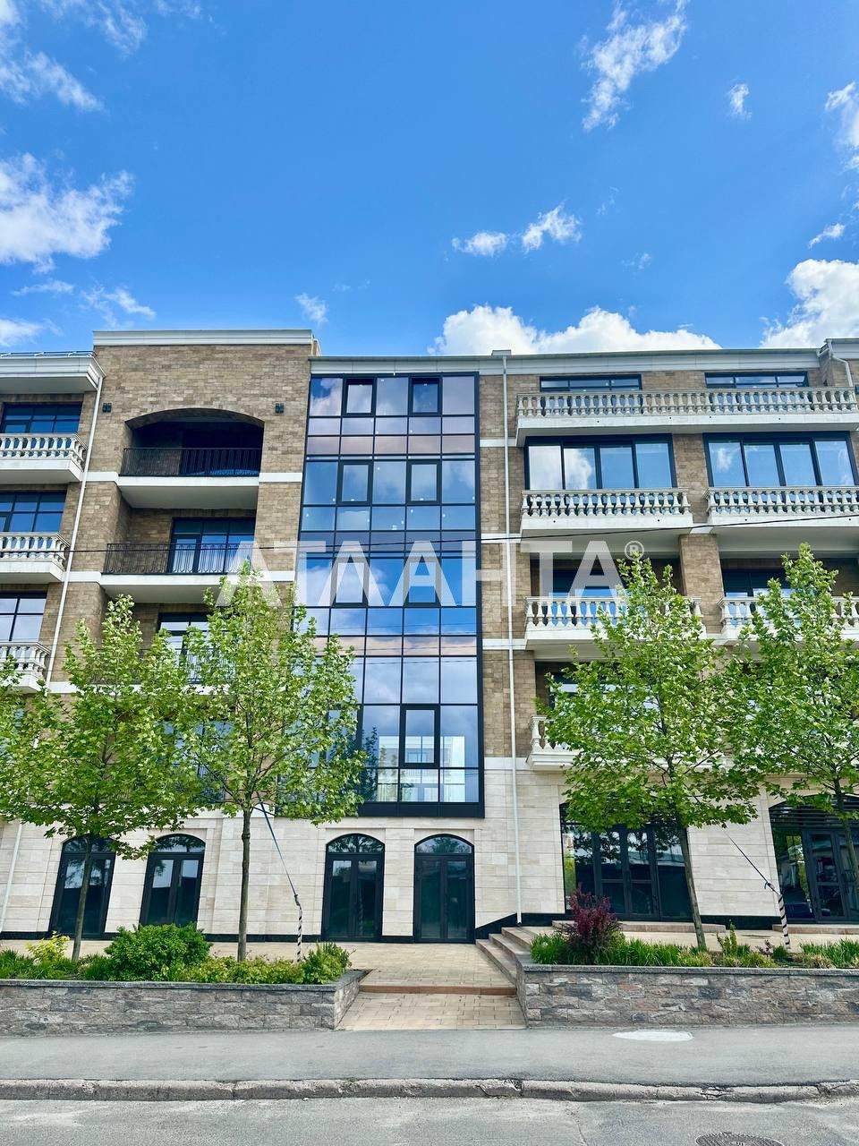 Елітна квартира в клубний будинок Liberty Residence в Київ на Поділі