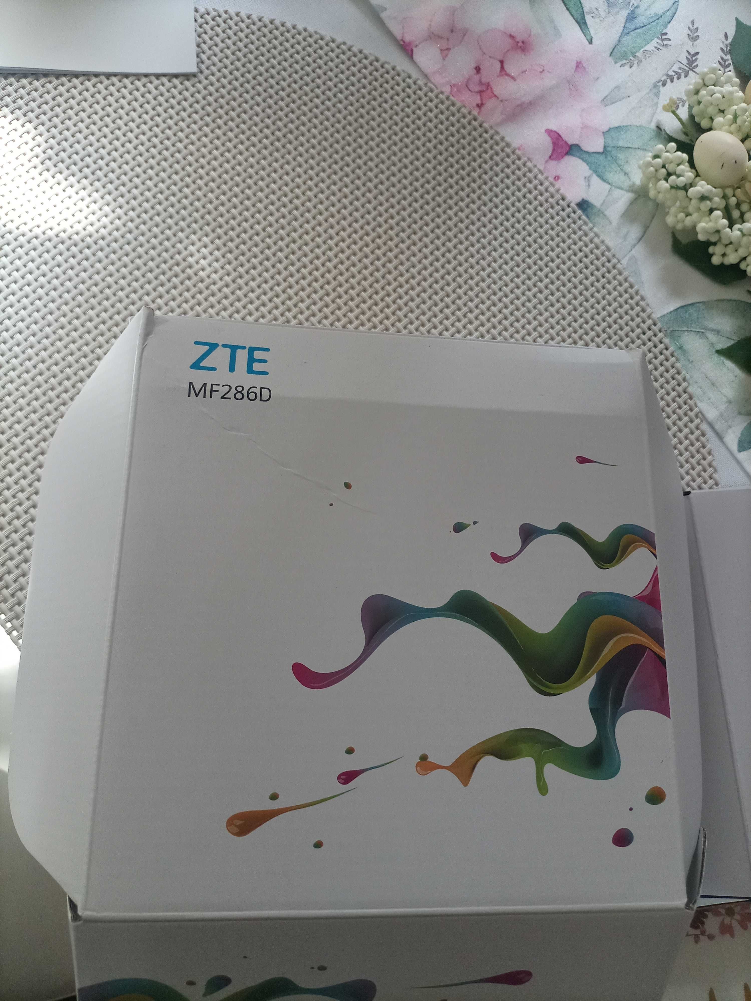 Router  ZTE MF286D