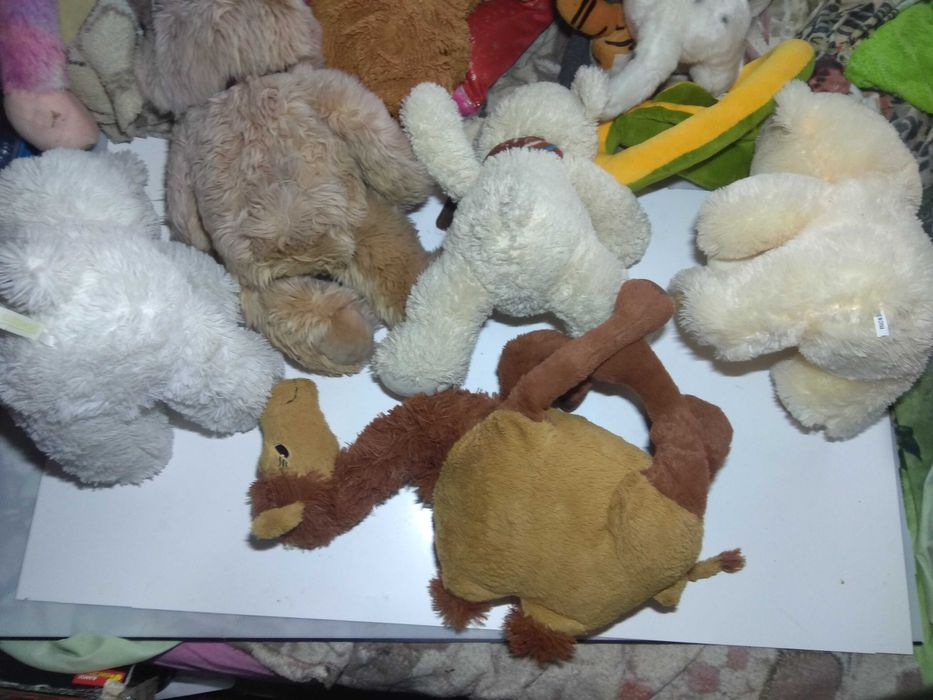 Великі м*які іграшки