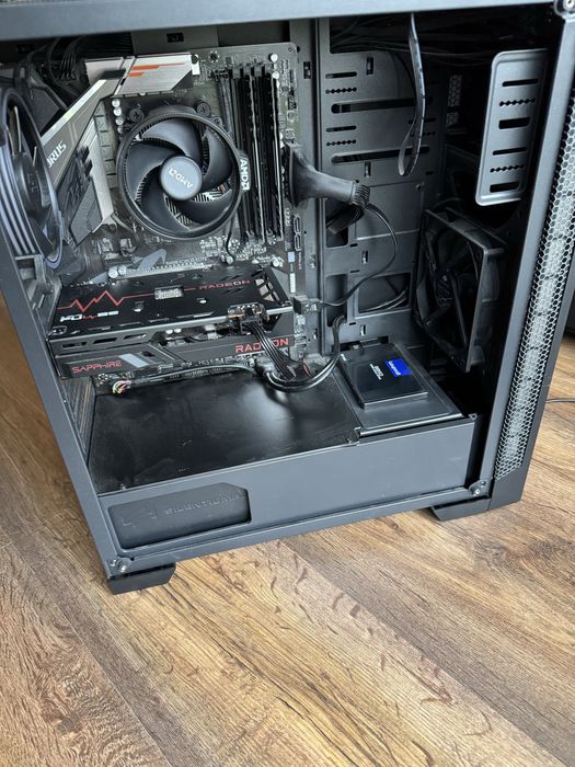 Komputer stacjonarny do GIER RX 6600 Ryzen 5 5600