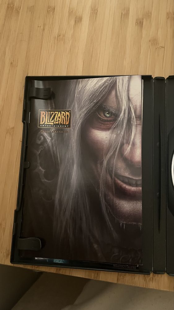 Warcraft 3 The Frozen Throne expansion set