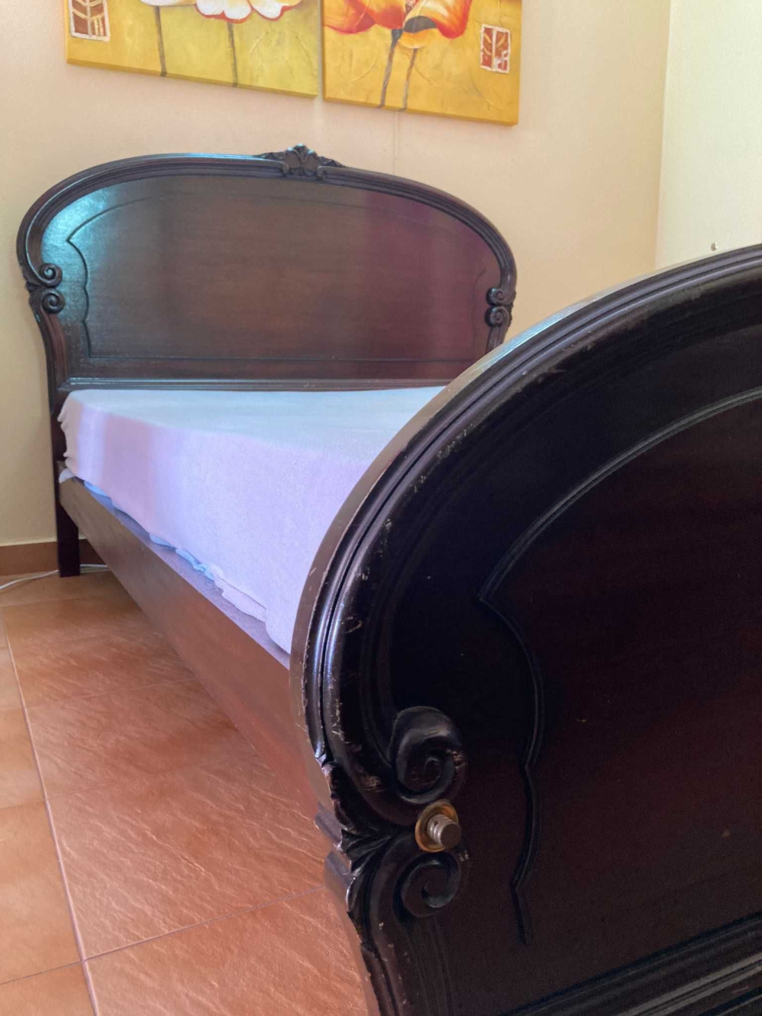 Cama de casal + colchão