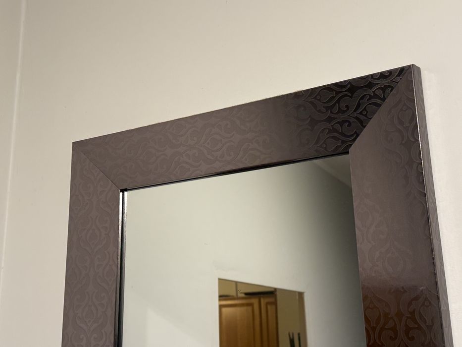 Lustro wysokie na 2 m