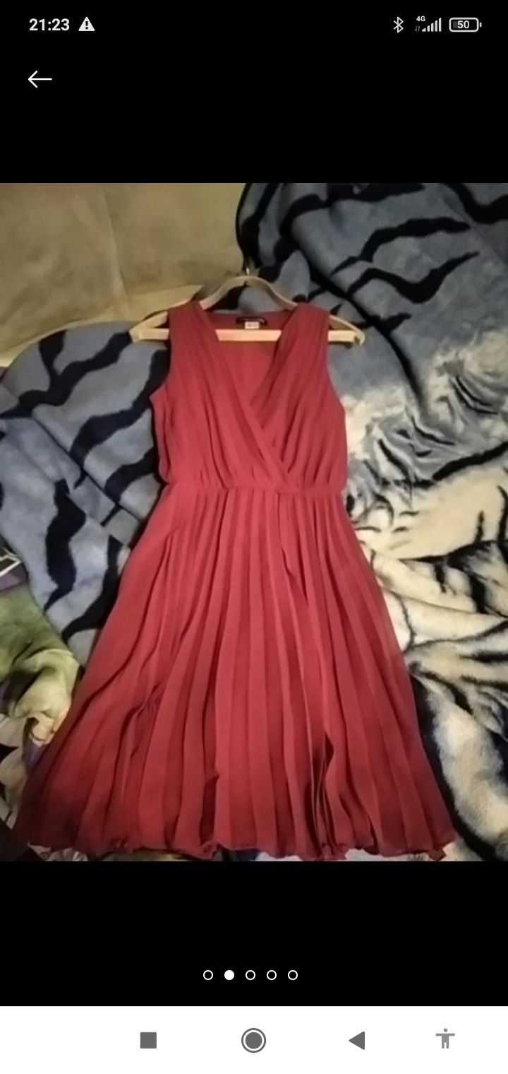 Платье женское коктельное.