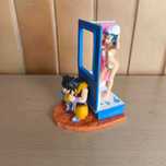 Boneco Figura Dragon Ball Yamcha e Bulma no Banho