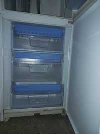 Холодильник не робочий (полки, корпус)