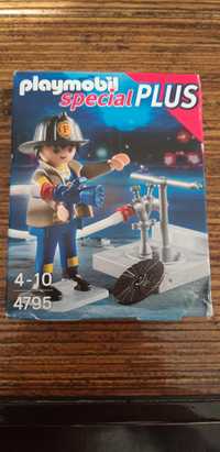 Playmobil SpecialPlus 4795 Strażak z sikawką