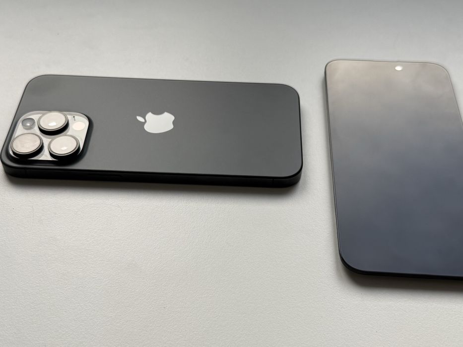 Iphone 15 pro max black para peças